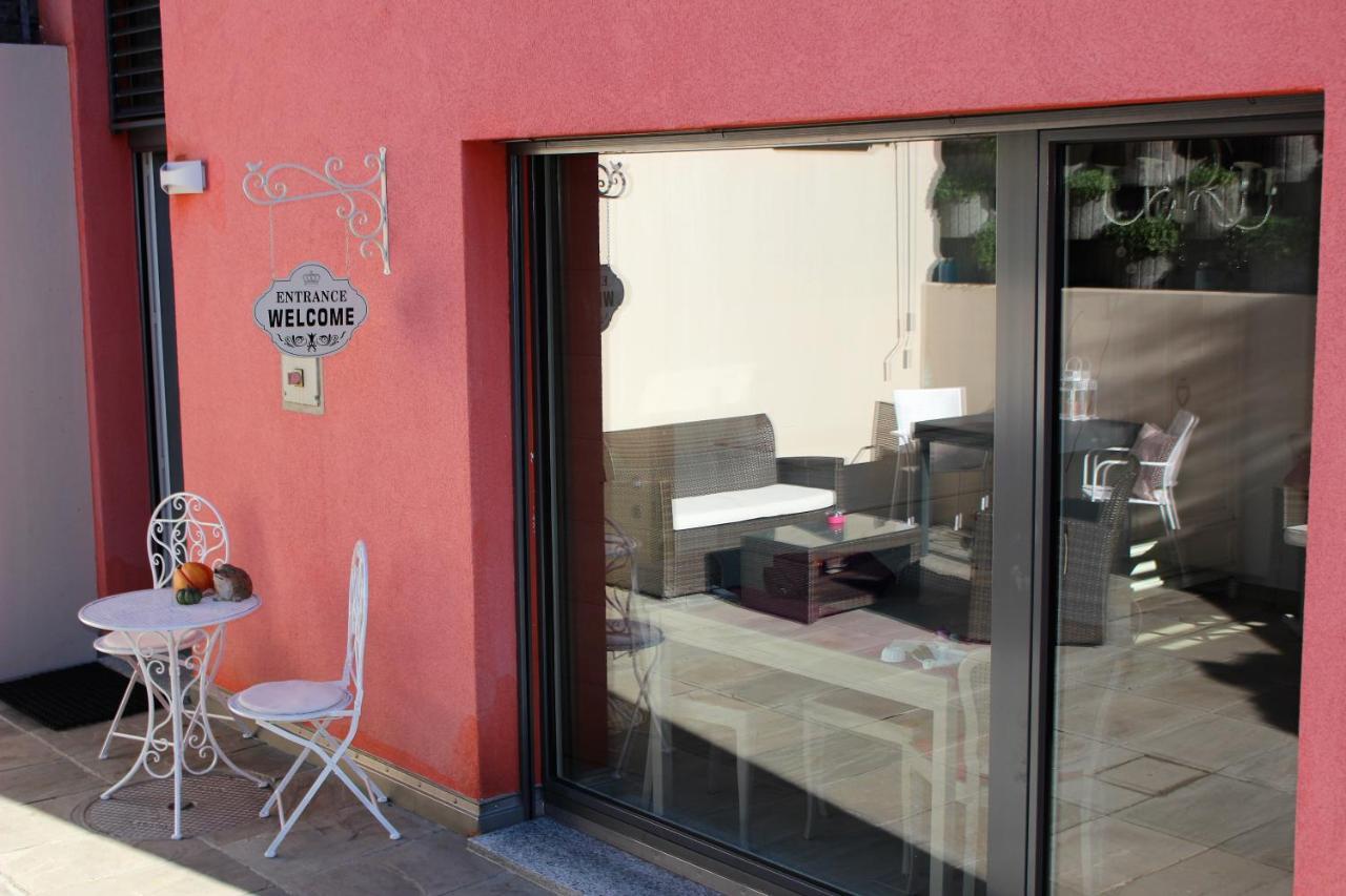 Mt'S Cosy Place Dino Bagian luar foto